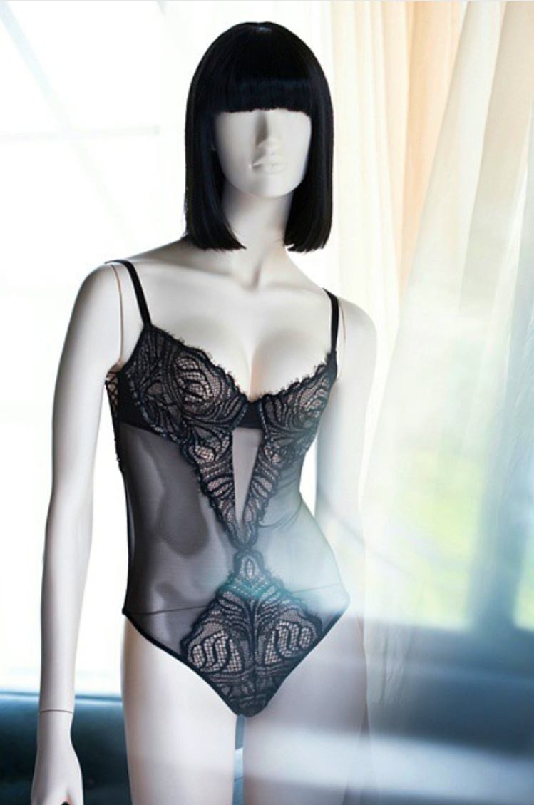 Mannequin Lingerie