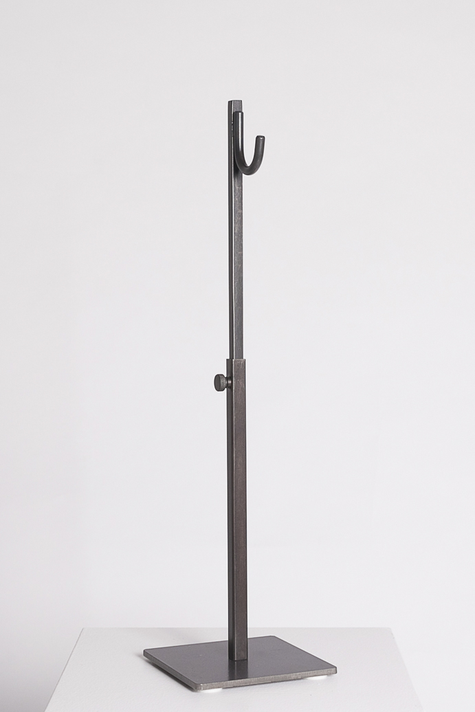 DIS.1004 - BLACK IRON