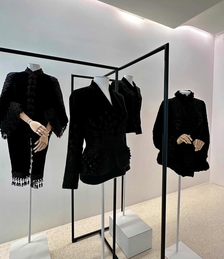 mannequins COFRAD à l'exposition REGARDEROBES